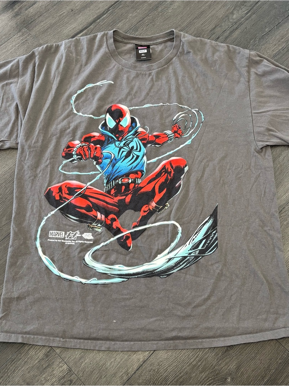 HUF Marvel Scarlet Spider-Verse Graphic T Shirt Mens XL Charcoal Gray